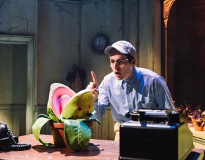 9129 - Jonathan Groff and Audrey II in Little Shop of Horrors (c) Emilio Madrid-Kuser